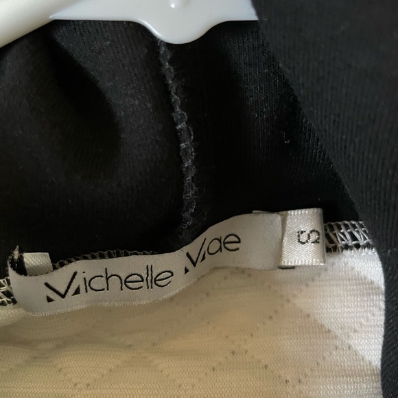 Thick sweatshirt w/ zip & kangaroo pockets, lined hood & thumbholes Size Small - Picture 5 of 8